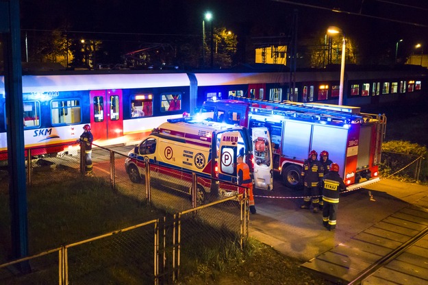 Warszawa, wypadek na przejeździe kolejowym